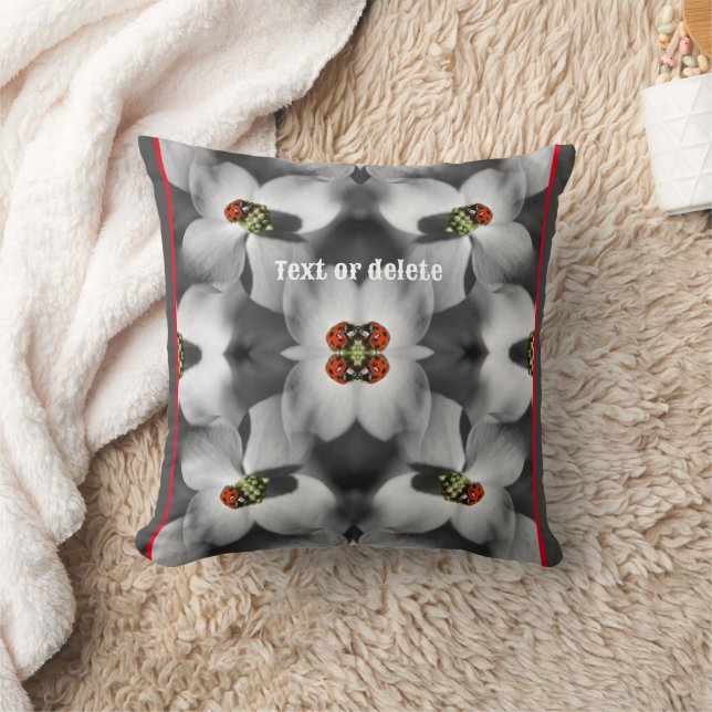 Coussin Ladybug Sur Dogwood Flower Nature Personnalisé (Couverture)