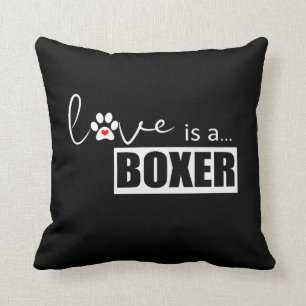 Coussin L'amour classique est une boîte