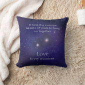 Coussin L'amour écrit dans les étoiles Paroles sentimental (Couverture)