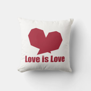 Coussin L'amour est l'amour cœur rouge