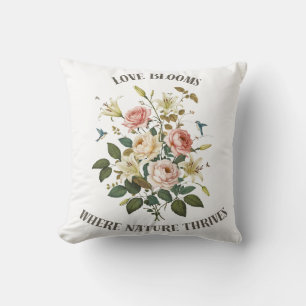 Coussin L'amour fleurit avec la nature