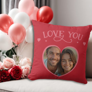 Coussin L'amour personnalisé de la Saint-Valentin rouge ro