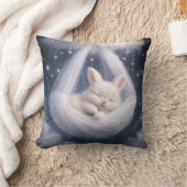 Coussin Lapin bébé suspendu à un hamac en tulle (Couverture)