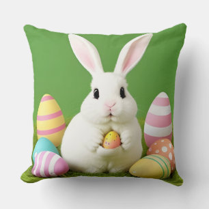 Coussin Lapin de Pâques mignon avec des œufs décoratifs