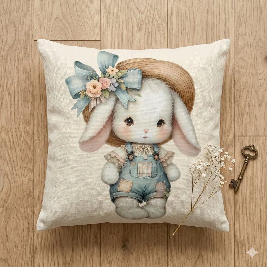Coussin Lapin Mignon en Salopette avec Chapeau de Paille e