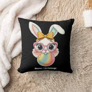 Coussin Lapin Mignon en Train de Souffler du Bubble Gum  J