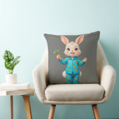 Coussin Lapin mignon portant un pyjama tenant une carotte (Chaise)
