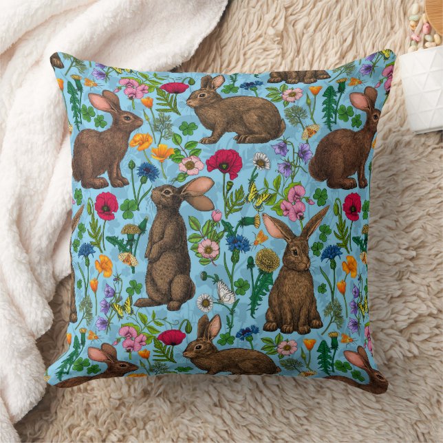 Coussin Lapins et fleur sauvage (Couverture)