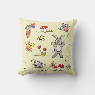 Coussin Lapins, Papillons, Fleurs & Fée