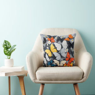 Coussin L'art acrylique aux papillons colorés,