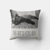 Coussin Le Chat Dort Ici (Verso)