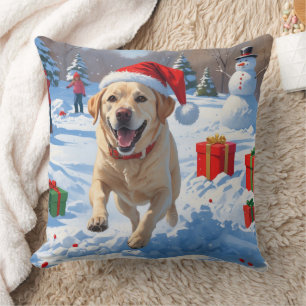 Coussin Le chien du Labrador coule dans la neige avec le C