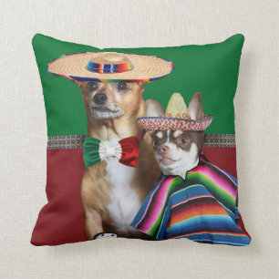 Coussin Le chiwawa mexicain poursuit le carreau