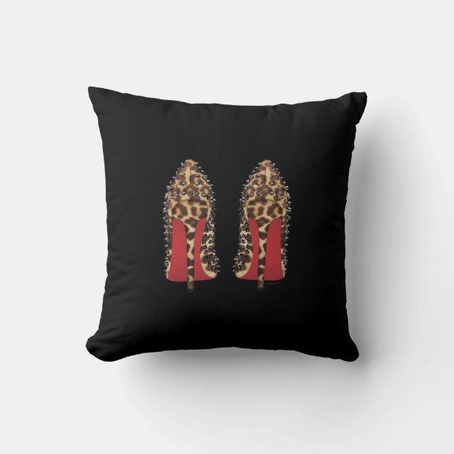 Coussin Le fond rouge chausse des stylets de talons dans (Recto)