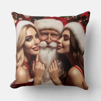 Coussin Le Père Noël célèbre Noël.. deux fois !