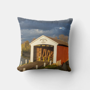 Coussin Le pont couvert de Medora construit en 1875