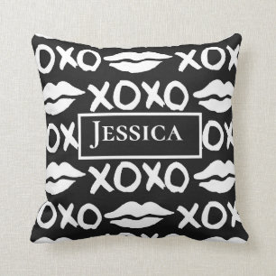 Coussin Le xoxo noir et blanc lâche ton nom