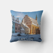 Coussin L'église Saint-Pierre en hiver à Riga, Lettonie (Verso)