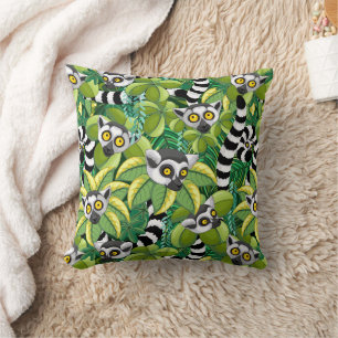 Coussin Lémuriens de Madagascar dans une jungle exotique
