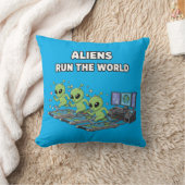 Coussin Les Aliens Dirigent le Monde (Couverture)