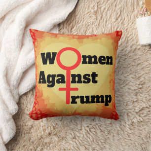 Coussin Les femmes contre Trump lancent l'oreiller