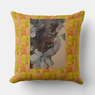 Coussin Les Fleurs encadrées dans les Coeurs de Nana