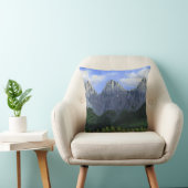 Coussin Les trois sœurs à Canmore, Alberta, Canada (Chaise)