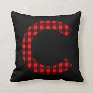 Coussin Lettre C Plantation de buffles rouges et noirs