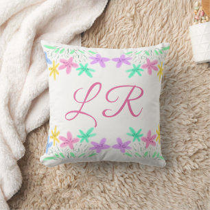 Coussin lettre de monogramme floral aquarelle rose violet 
