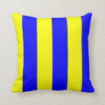 Coussin LETTRE Drapeau Nautique Signal G (Golf)<br><div class="desc">Signal Indicateur Nautique Lettre G Lancer l'oreiller. Indicateur de signalisation maritime Carré signifiant "Golf" - lettre G avec barres de couleur rayées jaunes et bleues Décoration nautique coussin pour le ventilateur de sports nautiques.</div>