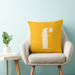 Coussin LETTRE MONOGRAPHIQUE Jaune Simple<br><div class="desc">Lettre Monogramme jaune soleil simple personnalisée Lève oreiller pour bureau,  maison ou dortoir.</div>