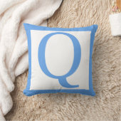 Coussin Lettre Q Bleu Bébé (Couverture)