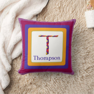 Coussin Lettre teinture colorée T Monogramme initial