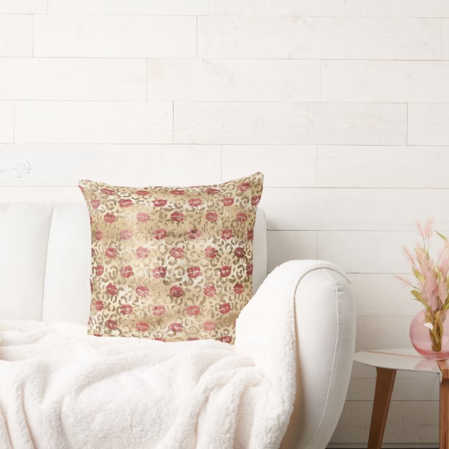 Coussin Lèvres rouges léopards à la crème dorée (Canapé)