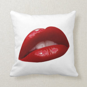 Coussin Lèvres rouges succulentes du rouge à lèvres de la