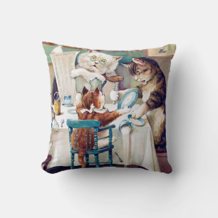 Coussin L'heure du petit-déjeuner des chats, Louis Wain