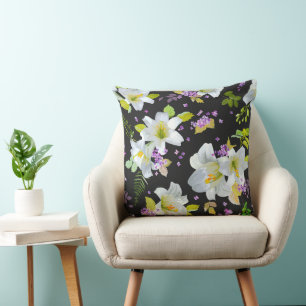 Coussin Lilies blanches sur motif floral noir
