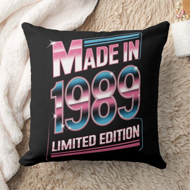 Coussin Limited Edition Retro 1989 Throw Pillow (Couverture)