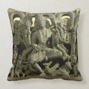 Coussin Linteau dépeignant la trinité : Siva, Brahma et