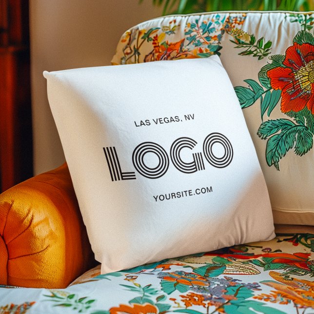 Coussin Logo rectangulaire moderne blanc et noir (White and Black Modern Rectangular Logo Throw Pillow)