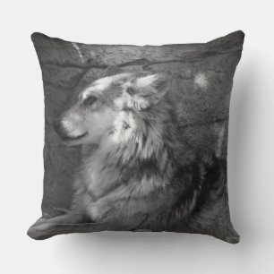 Coussin Loup en noir et blanc
