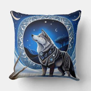 Coussin Loup Majestueux Sous un Ciel Étoilé