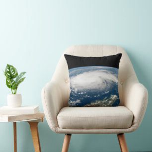 Coussin L'Ouragan Dorian Au-Dessus De L'Océan Atlantique.