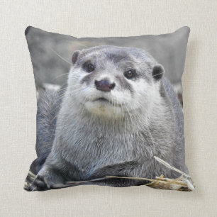 Coussin Loutre De petite taille-Griffée par Asiatique
