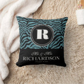 Coussin M. décoré d'un monogramme et Mme de zèbre de (Couverture)