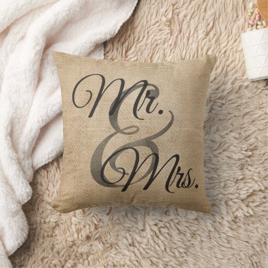 Coussin M. et Mme Burlap Wedding Personalized (Couverture)