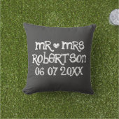 Coussin M. et Mme Chalkboard mariage extérieur lance l'ore (Herbe)