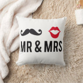 Coussin M. et Mme, conception des textes avec la moustache (Couverture)