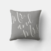Coussin M. et Mme Elegant Calligraphie Gris Blanc Script (Verso)