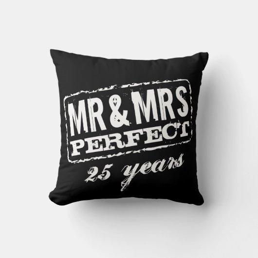 Coussin M. et Mme faits sur commande carreau (Recto)